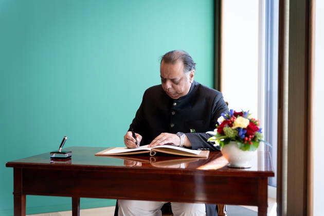 Bundespräsident, Frank-Walter Steinmeier, Akkreditierung von Botschaftern Berlin, Amtssitz am Spreebogen, Bundespräsident, Frank-Walter Steinmeier, Akkreditierung von Botschaftern, Bundeswehr, Botschafter, Pakistan, Salman Sharif Berlin Berlin GER