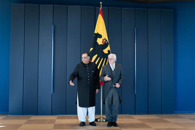 Bundespräsident, Frank-Walter Steinmeier, Akkreditierung von Botschaftern Berlin, Amtssitz am Spreebogen, Bundespräsident, Frank-Walter Steinmeier, Akkreditierung von Botschaftern, Bundeswehr, Botschafter, Pakistan, Salman Sharif Berlin Berlin GER
