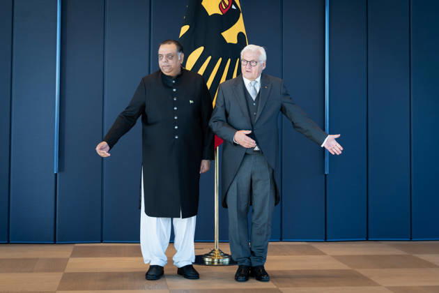 Bundespräsident, Frank-Walter Steinmeier, Akkreditierung von Botschaftern Berlin, Amtssitz am Spreebogen, Bundespräsident, Frank-Walter Steinmeier, Akkreditierung von Botschaftern, Bundeswehr, Botschafter, Pakistan, Salman Sharif Berlin Berlin GER