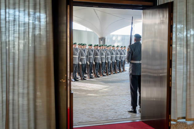 Bundespräsident, Frank-Walter Steinmeier, Akkreditierung von Botschaftern Berlin, Amtssitz am Spreebogen, Bundespräsident, Frank-Walter Steinmeier, Akkreditierung von Botschaftern, Bundeswehr Berlin Berlin GER