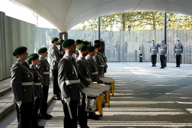 Bundespräsident, Frank-Walter Steinmeier, Akkreditierung von Botschaftern Berlin, Amtssitz am Spreebogen, Bundespräsident, Frank-Walter Steinmeier, Akkreditierung von Botschaftern, Bundeswehr Berlin Berlin GER
