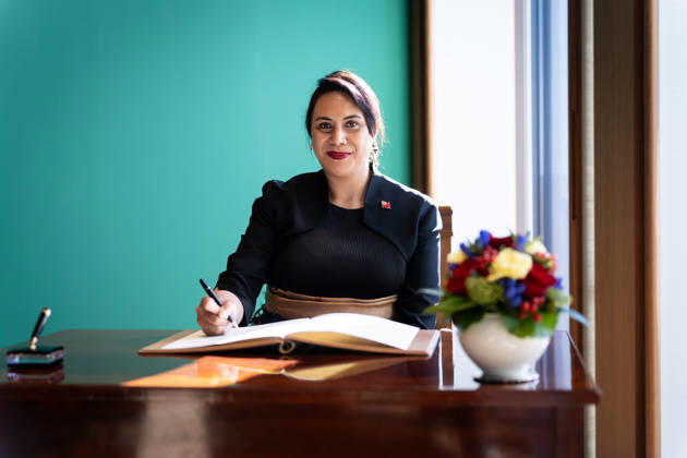 Bundespräsident, Frank-Walter Steinmeier, Akkreditierung von Botschaftern Berlin, Amtssitz am Spreebogen, Bundespräsident, Frank-Walter Steinmeier, Akkreditierung von Botschaftern, Botschafterin, Tonga, Titilupe Fanetupouvava u Tu ivakano Berlin Berlin GER