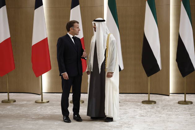 President Macron Visit To Middle East - Abu Dhabi Sheikh Mohamed bin Zayed Al Nahyan, President of the United Arab Emirates (UAE), welcomes French President Emmanuel Macron upon his arrival at Zayed International Airport in Abu Dhabi, United Arab Emirates, October 19, 2026. Photo by Benoit Tessier Pool ABACAPRESS.COM Abu Dhabi United Arab Emirates  Copyright: xTessierxBenoit Pool ABACAx