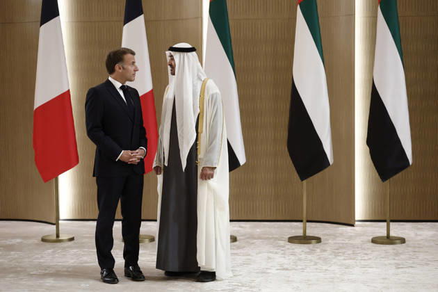 President Macron Visit To Middle East - Abu Dhabi Sheikh Mohamed bin Zayed Al Nahyan, President of the United Arab Emirates (UAE), welcomes French President Emmanuel Macron upon his arrival at Zayed International Airport in Abu Dhabi, United Arab Emirates, October 19, 2026. Photo by Benoit Tessier Pool ABACAPRESS.COM Abu Dhabi United Arab Emirates  Copyright: xTessierxBenoit Pool ABACAx