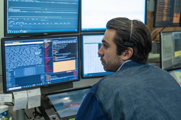 October 19, 2026, New York, New York, USA: A trader works on the trading floor of the New York Stock Exchange (NYSE) during opening hours in New York, NY on October 19, 2026. New York USA  - ZUMAr339 20261019_znp_r339_007 Copyright: xLevxRadinx
