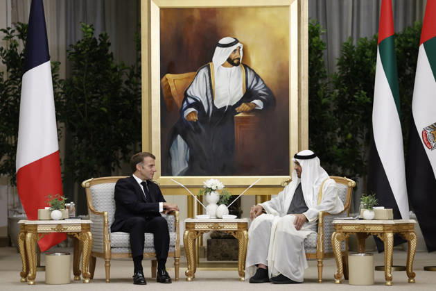 President Macron Visit To Middle East - Abu Dhabi French President Emmanuel Macron attends a meeting with Sheikh Mohamed bin Zayed Al Nahyan, President of the United Arab Emirates (UAE), at Qasr Al Watan presidential palace in Abu Dhabi, United Arab Emirates, October 19, 2026. Photo by Benoit Tessier Pool ABACAPRESS.COM Abu Dhabi United Arab Emirates  Copyright: xTessierxBenoit Pool ABACAx