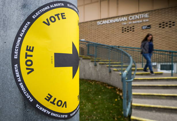 October 19, 2026, Calgary, Ab, CANADA: A voter leaves a polling station after casting their vote in the Alberta referendum in Calgary, Monday, Oct. 19, 2026. Calgary CANADA  - ZUMAc35_ 20261019_zaf_c35_054 Copyright: xJeffxMcintoshx