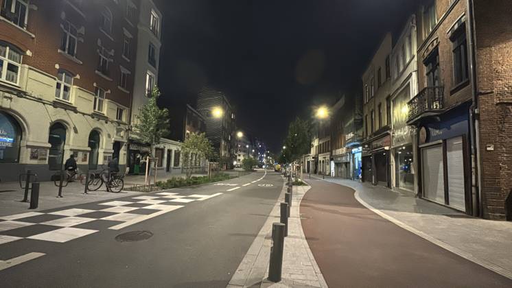 French cities impose overnight curfews following weekend demonstrations and looting LILLE, FRANCE - OCTOBER 19: A view of a street during a partial curfew imposed following violence and looting during nationwide weekend demonstrations against the rising cost of living and fuel prices in Lille, France, on October 19, 2026. French authorities have announced overnight curfews in several cities, including Paris, Lille and Lyon, from the evening of October 19 to the morning of October 20. In Lille, Douai, Wattignies and Denain, the curfew is in effect from 8 p.m. to 6 a.m. local time. According to French broadcaster BFMTV, a curfew from 10 p.m. to 6 a.m. will also be imposed around Place de la Republique and in the streets surrounding the Les Ha Copyright: x2026xAnadoluxMuratxKaradagx