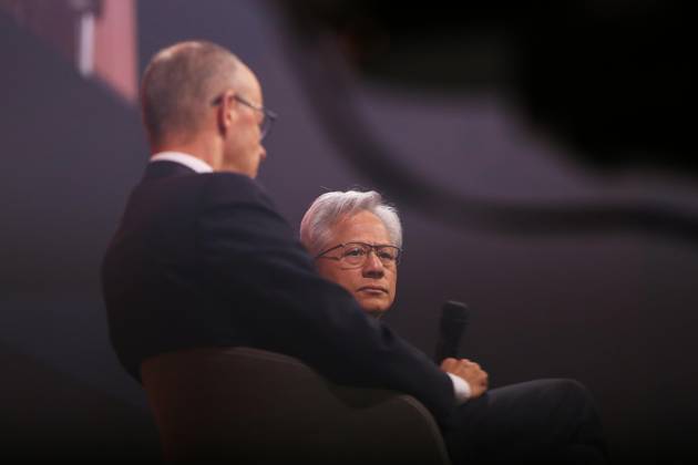 Berlin, Deutschland, 19.10.2026: Kraftwerk Berlin: Invest in Germany Summit: Bundeskanzler Friedrich Merz (CDU) und Nvidia-Chef Jensen Huang Copyright: xdtsxNachrichtenagenturx dts_139979