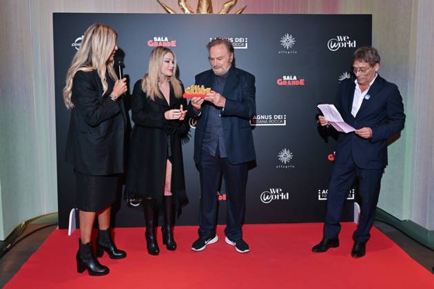 IPA89934660 - Rome: Allegrio Roma. Charity Event for WeWorld. Pictured: Tiziana Rocca, Paola Ferrari, Franco Nero, Flavio Natalia  Copyright: xMaurizioxD Avanzox xDxAvanzo Provvisionato Landix IPA89934660