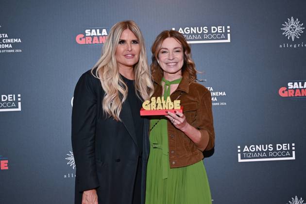 IPA89934696 - Rome: Allegrio Roma. Charity Event for WeWorld. Pictured: Tiziana Rocca, Stefania Rocca  Copyright: xMaurizioxD Avanzox xDxAvanzo Provvisionato Landix IPA89934696