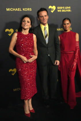 Entertainment Bilder des Tages #2 October 19, 2026, New York, Ny, USA: JULIA LOUIS DREYFUS, ANDREW SCOTT and MISTY COPELAND attend the God™s Love We Deliver Golden Heart Awards,.St John The Divine Cathedral, NYC.October19, 2026 . God™s Love We Deliver Golden Heart Awards,.St John The Divine Cathedral, NYC.October19, 2026 . New York USA - ZUMAms4_ 20261019_faf_ms4_025 Copyright: xSoniaxMoskowitzxGordonx