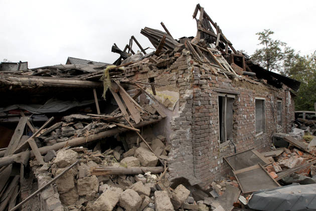 Russian troops hit Dnipro with guided bombs The premises of a house are reduced to rubble by a Russian bombardment in Dnipro, Ukraine, on October 19, 2026. On Monday morning, Russian forces launched guided aerial bombs at the eastern city, damaging private homes and infrastructure. An 84-year-old woman was hospitalised in moderate condition. Dnipro Ukraine  Copyright: xMykolaxMiakshykovx originalFilename: ukrinform-russiant261019_npSRy.jpg