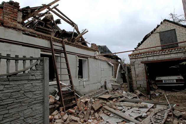 Russian troops hit Dnipro with guided bombs A damaged car is kept in a garage in Dnipro, Ukraine, on October 19, 2026. On Monday morning, Russian forces launched guided aerial bombs at the eastern city, damaging private homes and infrastructure. An 84-year-old woman was hospitalised in moderate condition. Dnipro Ukraine  Copyright: xMykolaxMiakshykovx originalFilename: ukrinform-russiant261019_npFrK.jpg