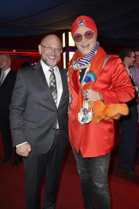 Martin Schulz und Julian F.M. Stoeckel bei der Verleihung des European Future Award 2026 im Tipi am Kanzleramt. Berlin, 19.10.2026