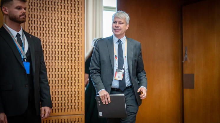 Steffen Bilger, Bundesverkehrsminister;Invest in Germany Summit 2026 in der ESMT - European School of Management and Technology Berlin, Berlin Berlin Deutschland ESMT Berlin