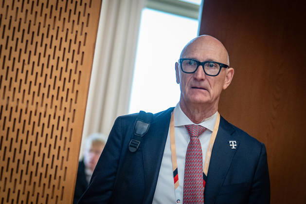 Timotheus Höttges, CEO Deutsche Telekom AG;Invest in Germany Summit 2026 in der ESMT - European School of Management and Technology Berlin, Berlin Berlin Deutschland ESMT Berlin
