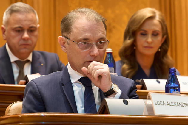 Luca Niculescu New Romanian Prime Minister Vote in Paliament Bucharest, Romania. 20th Oct, 2026: Luca Niculescu, prime minister‘designate, attends the vote on his cabinet in the Romanian Parliament. Bucharest Romania Copyright: xLucianxAlecux