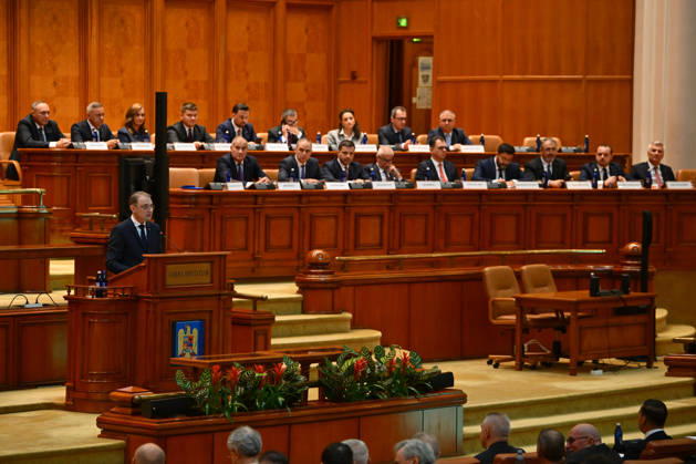 Plenary session of the Romanian Parliament in Bucharest BUCHAREST, ROMANIA - OCTOBER 20: Prime Minister-designate Luca Niculescu, proposed by President of Romania Nicusor Dan, addresses a joint plenary session of the Romanian Parliament at the Palace of the Parliament in Bucharest, Romania on October 20, 2026. Niculescu presented his governing platform, fiscal reform agenda, and proposed cabinet lineup to lawmakers ahead of the vote of confidence. Alex Nicodim Anadolu Bucharest Romania. Editorial use only. Please get in touch for any other usage.  Copyright: x2026xAnadoluxAlexxNicodimx