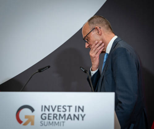 Bundeskanzler Friedrich Merz bei seinem Abschlussstatement;Invest in Germany Summit 2026 in der ESMT - European School of Management and Technology Berlin, Berlin Berlin Deutschland ESMT Berlin