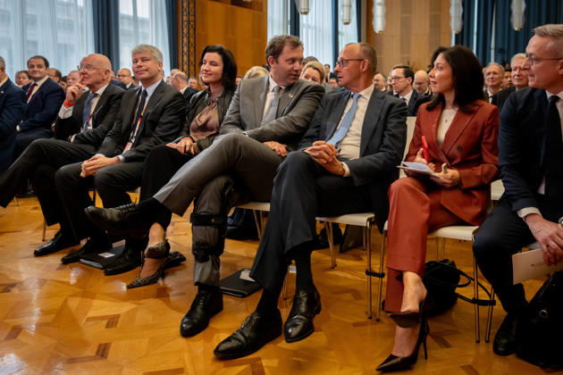 Invest in Germany Summit, Berlin, ESMT Invest in Germany Summit, Berlin, ESMT, Friedrich Merz, Bundeskanzler Katherina Reiche, Bundeswirtschaftsministerin Lars Klingbeil, Bundesfinanzminister Steffen Bilger, Bundesverkehrsminister Dorothee Bär, Bundesforschungsministerin Karsten Wildberger, Bundesdigitalminister Martin Blessing, Sonderbeauftragter für Investitionen Berlin Berlin GER