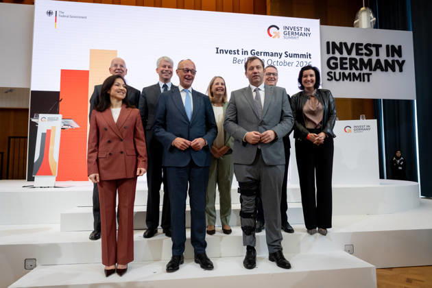 Invest in Germany Summit, Berlin, ESMT Invest in Germany Summit, Berlin, ESMT, Friedrich Merz, Bundeskanzler Katherina Reiche, Bundeswirtschaftsministerin Lars Klingbeil, Bundesfinanzminister Steffen Bilger, Bundesverkehrsminister Dorothee Bär, Bundesforschungsministerin Verena Hubertz, Bundesbauministerin Karsten Wildberger, Bundesdigitalminister Martin Blessing, Sonderbeauftragter für Investitionen Berlin Berlin GER