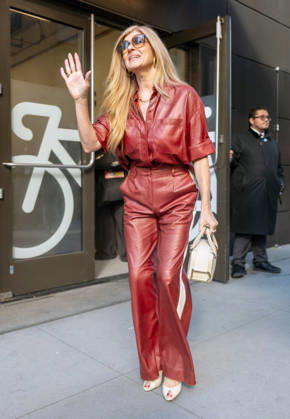 NEW YORK, NY - OCTOBER 20: Connie Britton seen at ABC Studios on October 20, 2026 in New York City. Credit: AdMedia. USA - ZUMAa123 20261020_zaa_a123_001 Copyright: xCamaraxPorterx