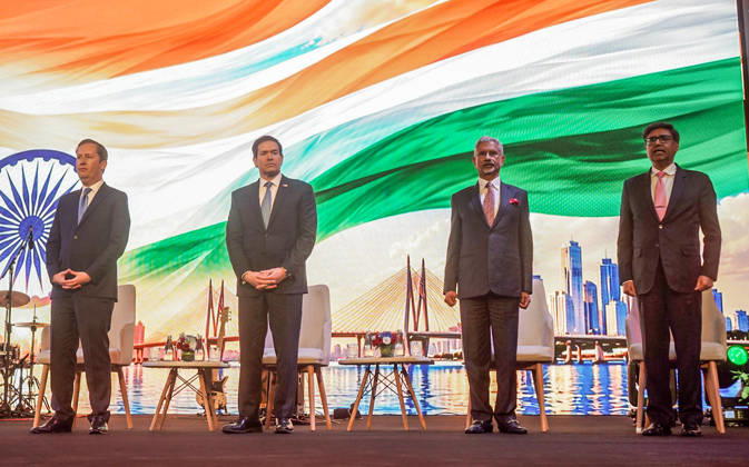 RECORD DATE NOT STATED 250th anniversary celebrations of American Independence Mumbai, Oct 20 (ANI): (L-R) U.S. Ambassador to India Sergio Gor, US Secretary of State Marco Rubio, External Affairs Minister S. Jaishankar and Foreign Secretary Vikram Misri at the 250th anniversary celebrations of American Independence, in Mumbai on Tuesday. (@DrSJaishankar X ANI Photo) Mumbai Maharashtra India Copyright: xANIx ANI_20261020503