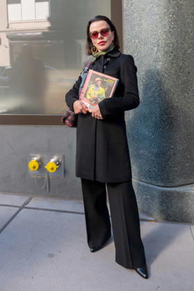 NEW YORK, NY - OCTOBER 20: Debi Mazar seen at ABC Studios on October 20, 2026 in New York City. Credit: Camara Porter New York City USA  - ZUMAa123 20261020_zaa_a123_058 Copyright: xAdMediax