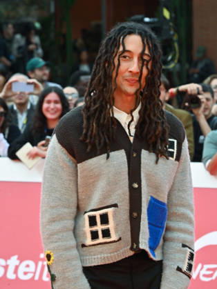 October 20, 2026, Rome, Italy: Italian rapper Ghali, attends the Red Carpet for the film A mare at the 2026 Rome Film Fest, held at the Auditorium Parco della Musica. Rome Italy  - ZUMAs197 20261020_aaa_s197_275 Copyright: xAntoninoxD™Espositox