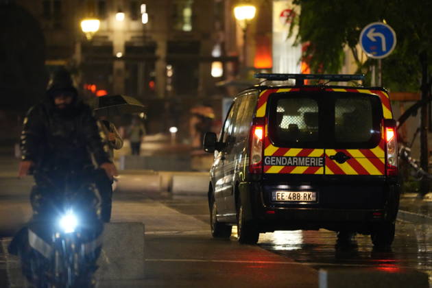 France extends curfews in several cities in wake of weekend violence LYON, FRANCE - OCTOBER 20: A view from part of Lyon s Presqu ile as a curfew goes into effect for the second consecutive night from 9 pm to 6 am by order of Rhone prefect Etienne Guyot, barring people from moving around or remaining on public streets within the Cordeliers, Bellecour and Ainay areas, excluding Place des Terreaux, while bars, restaurants, cinemas, theatres and public transport remain operational following previous violence, damage, and looting, on October 20, 2026. Mathieu Prudhomme Anadolu Lyon France. Editorial use only. Please get in touch for any other usage. Copyright: x2026xAnadoluxMathieuxPrudhommex