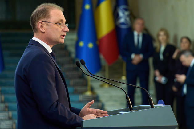Romanian PM Luca Niculescu Press Conference Bucharest, Romania. 20th Oct, 2026: Luca Niculescu, Prime Minister of Romania, holds a press conference following the government meeting at Victoria Palace, the Romanian Government headquarters. Bucharest Romania Copyright: xLucianxAlecux