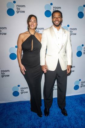 October 20, 2026, New York, New York, United States: (L-R) Ashley Graham and Justin Ervin attend.the Room to Grow Gala at Ziegfeld Ballroom on October 20, 2026 in New York City. New York United States - ZUMAs197 20261020_aaa_s197_633 Copyright: xRonxAdarx