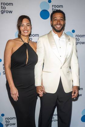 October 20, 2026, New York, New York, United States: (L-R) Ashley Graham and Justin Ervin attend.the Room to Grow Gala at Ziegfeld Ballroom on October 20, 2026 in New York City. New York United States - ZUMAs197 20261020_aaa_s197_644 Copyright: xRonxAdarx