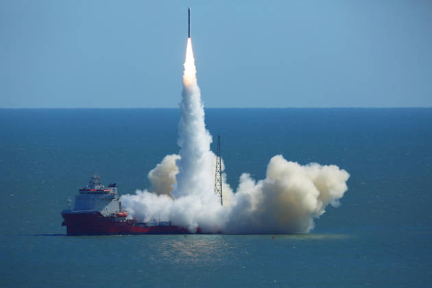 RIZHAO, CHINA - OCTOBER 21: The CERES-1 Y8 carrier rocket carrying a new satellite blasts off from the waters on October 21, 2026 near the city of Rizhao, Shandong Province of China. China launched a rocket from the ocean waters near the city of Rizhao in east China s Shandong Province on October 21, placing a new satellite into planned orbit. The CERES-1 Y8 carrier rocket blasted off at 11:39 a.m. (Beijing Time). The Taiyuan Satellite Launch Center carried out this offshore launch.  Copyright: xVCGx 111675994156