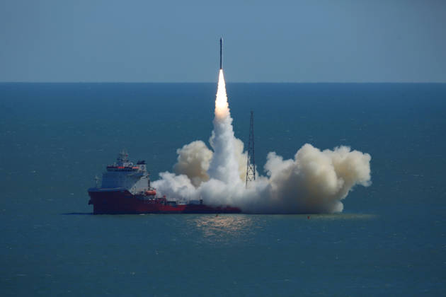 RIZHAO, CHINA - OCTOBER 21: The CERES-1 Y8 carrier rocket carrying a new satellite blasts off from the waters on October 21, 2026 near the city of Rizhao, Shandong Province of China. China launched a rocket from the ocean waters near the city of Rizhao in east China s Shandong Province on October 21, placing a new satellite into planned orbit. The CERES-1 Y8 carrier rocket blasted off at 11:39 a.m. (Beijing Time). The Taiyuan Satellite Launch Center carried out this offshore launch.  Copyright: xVCGx 111675994140