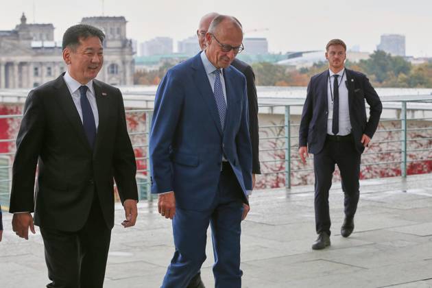 Berlin, Deutschland, 21.10.2026: Bundeskanzleramt: Empfang des Präsidenten der Mongolei: Ukhnaa Khurelsukh und Bundeskanzler Friedrich Merz (CDU) Copyright: xdtsxNachrichtenagenturx dts_140163