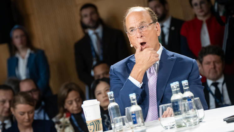 Larry Fink - Laurence Douglas Fink , CEO von BlackRock, diskutiert auf dem Berlin Global Dialog im früheren Staatsratsgebäude der DDR;Berlin Global Dialogue 2026 BGD 2026 Motto Advancing Alliances for a New Era, Berlin Berlin Deutschland ESMT