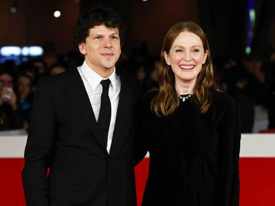 Entertainment Bilder des Tages IPA89995836 - Rome, 2026 Film Festival Night 9 Red carpet for the film *THE DEBUT*. Pictured: Jesse Eisenberg, Julianne Moore  Copyright: xMarcoxProvvisionatox xPoolxRomaxFilmxFestx2026x IPA89995836