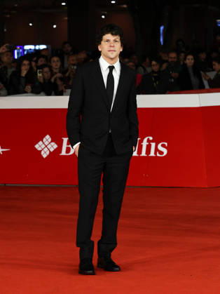 IPA89995874 - Rome, 2026 Film Festival Night 9 Red carpet for the film *THE DEBUT*. Pictured: Jesse Eisenberg  Copyright: xMarcoxProvvisionatox xPoolxRomaxFilmxFestx2026x IPA89995874