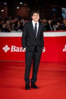 The Debut red carpet during the 21st Rome Film Festival at Auditorium Parco Della Musica in Rome, Italy on 21 October 2026. Jesse Eisenberg attends the The Debut red carpet during the 21st Rome Film Festival at Auditorium Parco Della Musica in Rome, Italy on 21 October 2026., Credit:Stefano Costantino TTL Stefano Costantino Avalon Italy, Rome  Copyright: xStefanoxCostantinoxTTLx xStefanoxCostantinox xAvalonx 1145409387