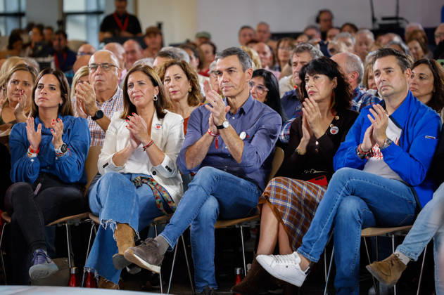 Sánchez Takes Part in a Pre-Campaign Event in Burgos Prime Minister Pedro Sánchez during a PSOE pre-campaign event at Fórum Evolución on October 21, 2026, in Burgos, Castile and León, Spain. This is Sánchez’s third visit to Castile and León since the election was called; the Socialist leader visited Ponferrada, León, last Sunday, October 11, for an event at La Térmica Cultural, and this Monday, the 19th, in Valladolid, he led an event at the Cúpula del Milenio on October 21, 2026, in Tomá, Burgos, Castile and León, Burgos, Castile and León, Spain Copyright: xTomasxAlonsox 7860111