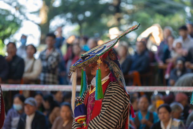 October 21, 2026, Dharamshala, Himachal Pradesh, India: Exiled Tibetans in ceremonial costumes wait to welcome Tibetan Spiritual leader the Dalai Lama during a Long Life Prayer offered to him by TIPA, Norbulingka Institute and Nepal Tibetan Lhamo Association at Tsuglakhang Temple, Mcleodganj, Dharamshala on Wednesday. Dharamshala India  - ZUMAb235 20261021_zip_b235_013 Copyright: xShaileshxBhatnagarx