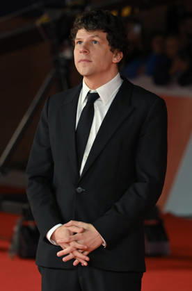 Italy: Romacinemafest 2026 Jesse Eisenberg on the Red carpet movie The Debut during Roma cinema fest 2026. Rome (Italy), October 21st, 2026, Imago-Images Emmefoto Copyright: xImago-Images Emmefotox