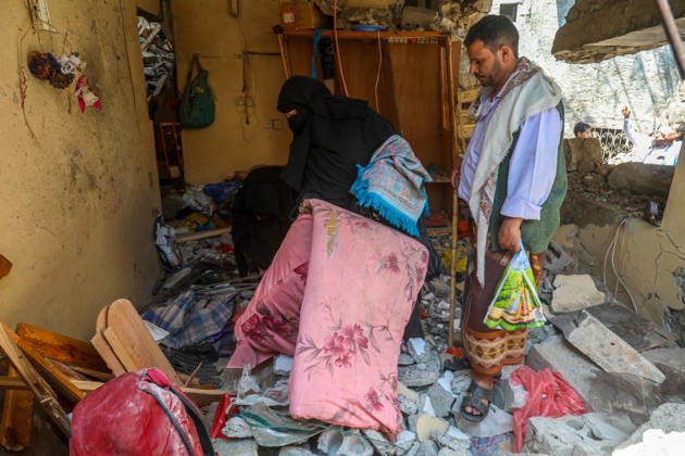 Intense clashes between government forces and Houthis cause severe infrastructure damage in Taiz TAIZ, YEMEN - OCTOBER 21: Buildings and structural property lie severely damaged following intensified clashes between Yemeni government forces and Iran-backed Houthis in the Al-Mudhaffar district of Taiz, southwestern Yemen on October 21, 2026. The escalated fighting and shelling in urban sectors have inflicted widespread destruction on local infrastructure across the governorate. Hamza Mustafa Anadolu Taiz Yemen. Editorial use only. Please get in touch for any other usage.  Copyright: x2026xAnadoluxHamzaxMustafax