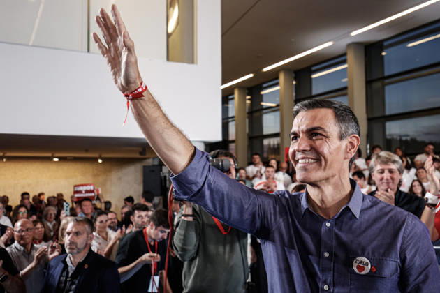 October 21, 2026, Burgos, Spain, Spain: Pedro Sanchez at the pre-campaign rally in Burgos. Burgos Spain - ZUMAc250 20261021_zip_c250_004 Copyright: xJorgexContrerasxSotox