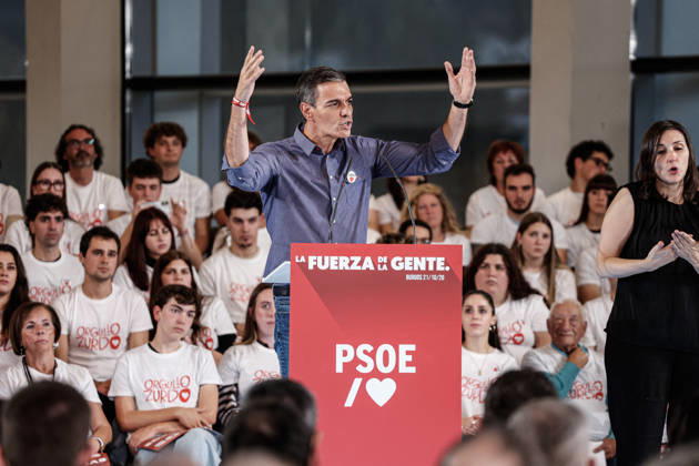 October 21, 2026, Burgos, Spain, Spain: Pedro Sanchez at the pre-campaign rally in Burgos. Burgos Spain - ZUMAc250 20261021_zip_c250_006 Copyright: xJorgexContrerasxSotox