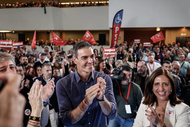 October 21, 2026, Burgos, Spain, Spain: Pedro Sanchez with his party colleagues. Burgos Spain - ZUMAc250 20261021_zip_c250_024 Copyright: xJorgexContrerasxSotox