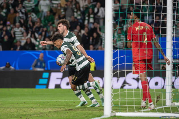 October 21, 2026, Lisbon, Lisbon, Portugal: Sporting CP forward LUIS SUAREZ carries the ball away from the net after scoring a goal against LASK during their UEFA Champions League league phase matchday three match at Estadio Jose Alvalade in Lisbon, Portugal, on October 21, 2026. Lisbon Portugal - ZUMAr238 20261021_zip_r238_028 Copyright: xRicardoxRochax