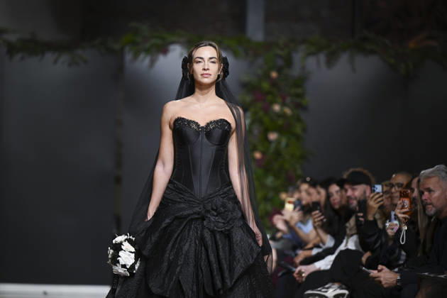 October 21, 2026, Madrid, Spain: A model parades with design Jaime Jarque during ATELIER COUTURE – 16.ª edición, Fashion Week in Real Fabrica de Tapices Madrid Spain - ZUMAs197 20261021_aaa_s197_662 Copyright: xAtilanoxGarciax